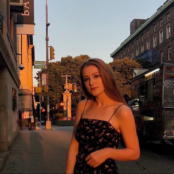 Urban outfitters floral mini dress - Picture 2 of 5